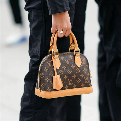 louis vuitton sc bag pm|louis vuitton alma tote bag.